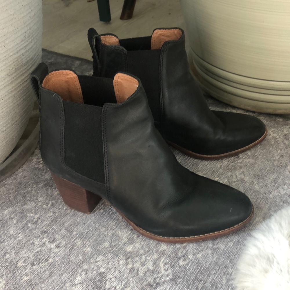 Madewell Heeled Chelsea Booties